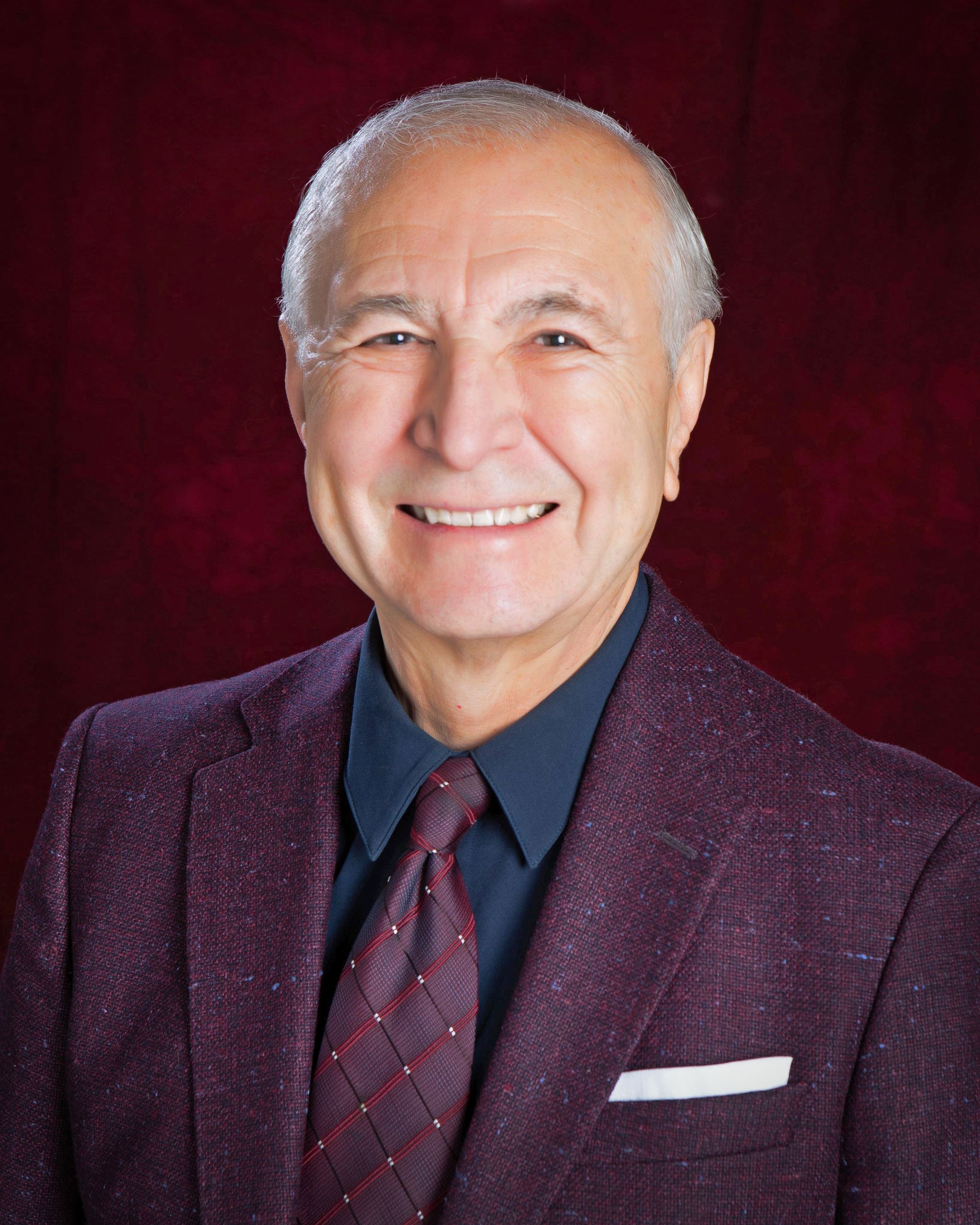 Official photo for Mayor Javier Figueroa