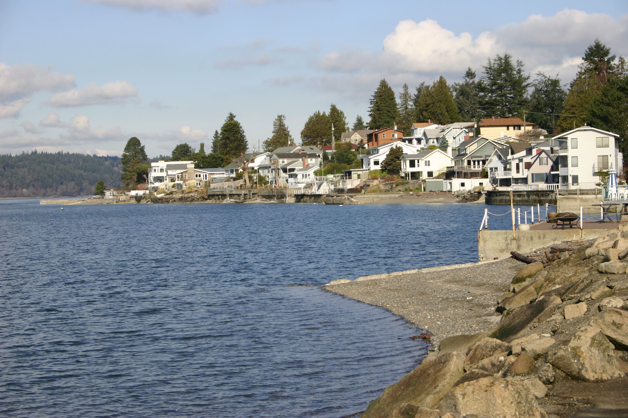 Houses along a shoreline